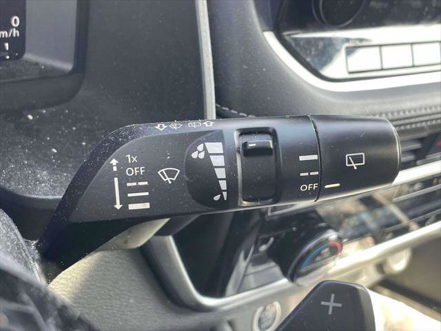 Used 2023 Nissan Rogue Platinum w/ Platinum Premium Package image 23