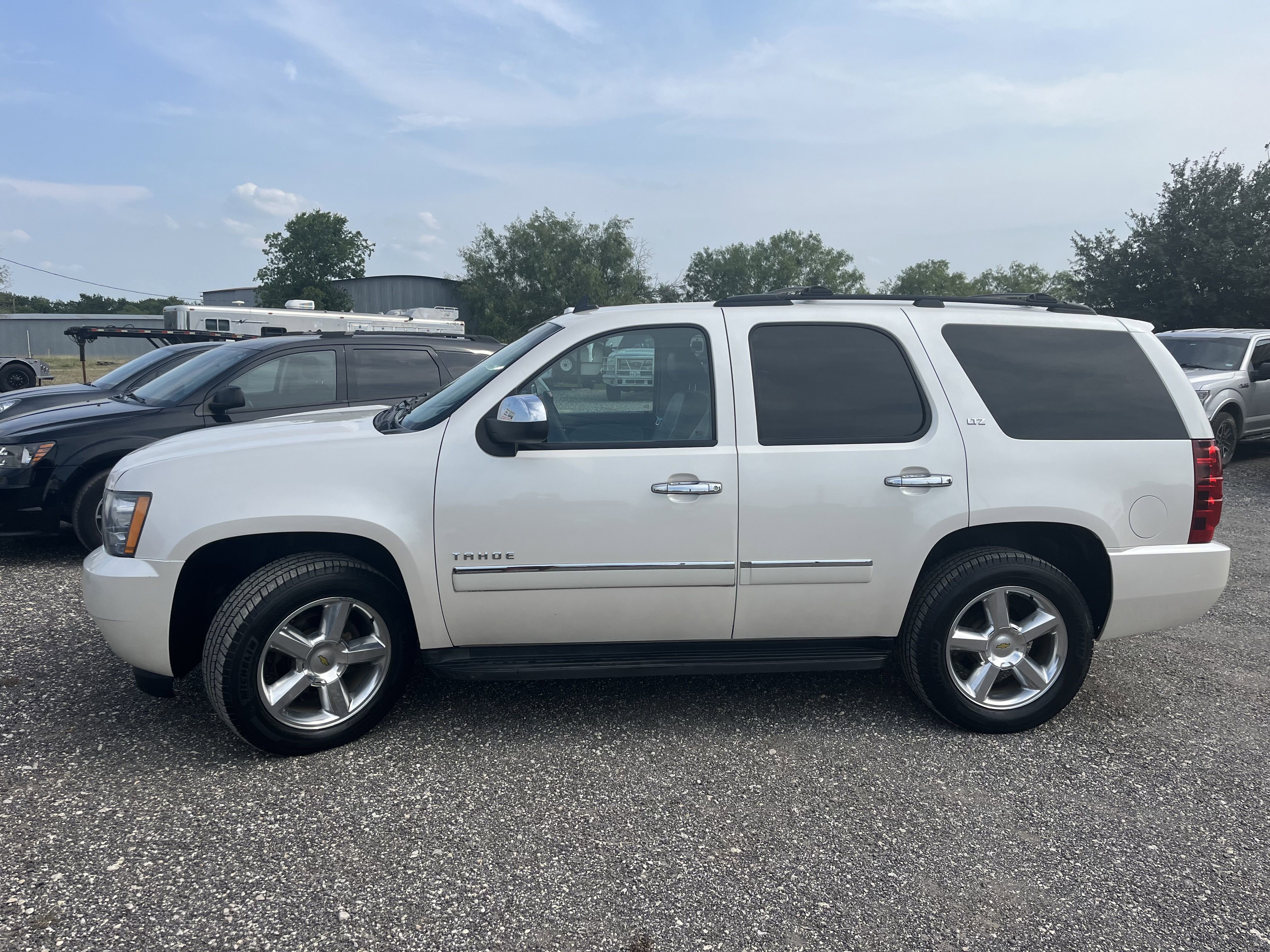 Used 2012 Chevrolet Tahoe LTZ image 2
