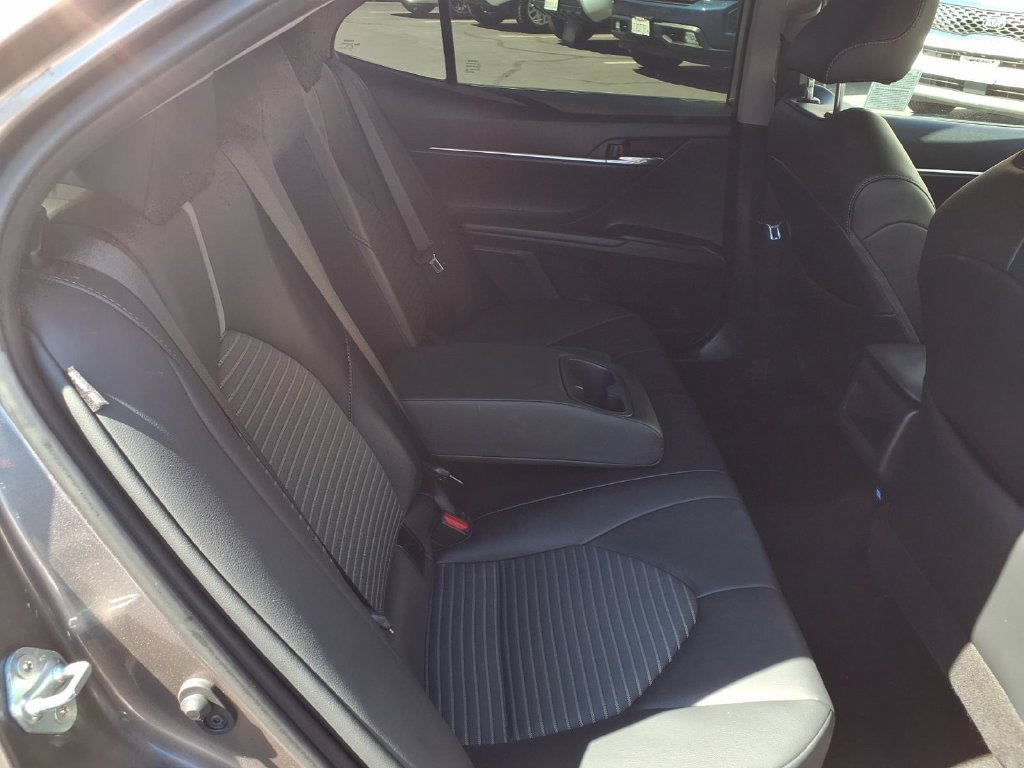 Used 2024 Toyota Camry SE FWD image 31