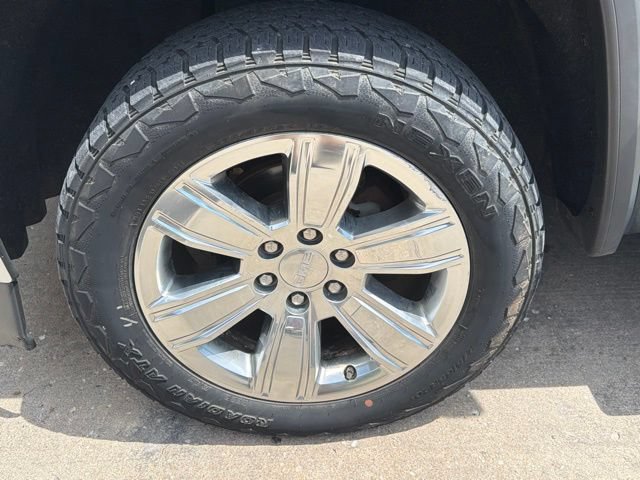 Used 2018 GMC Sierra 1500 SLT AWD/4WD image 11