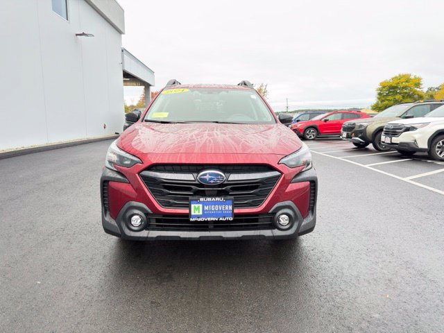 Used 2024 Subaru Outback Premium AWD/4WD image 3