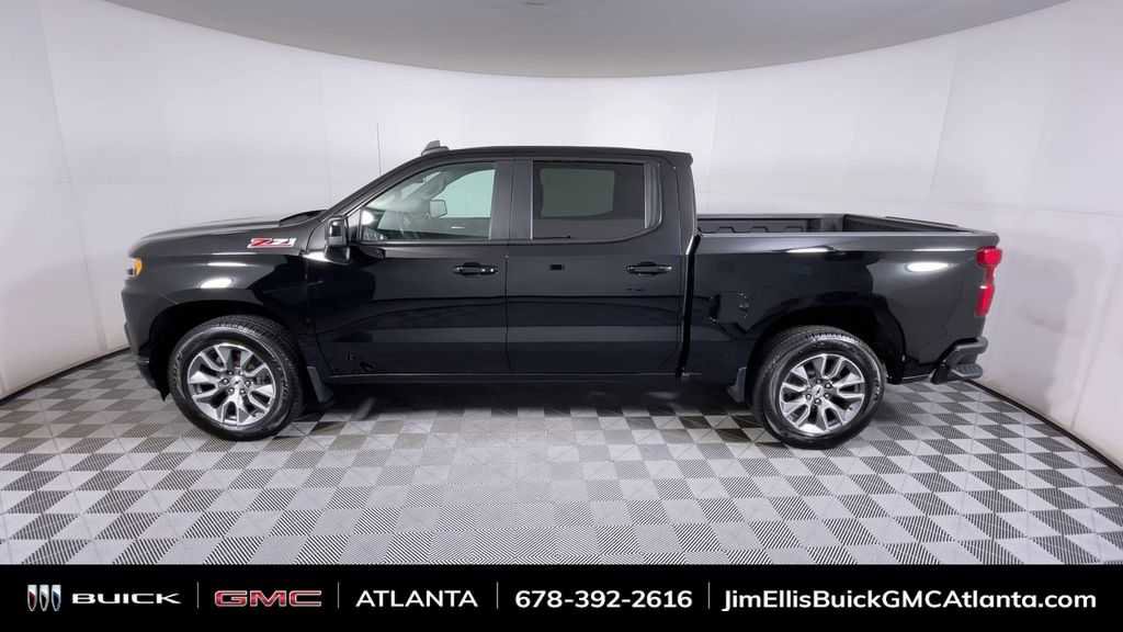 Used 2021 Chevrolet Silverado 1500 RST w/ LPO, Blackout Package image 6