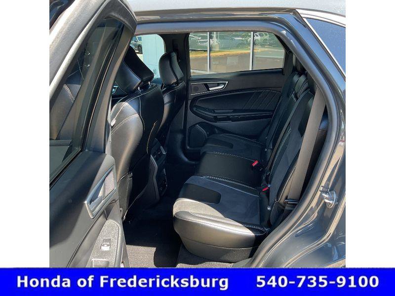 Used 2021 Ford Edge ST w/ Equipment Group 401A AWD/4WD image 23