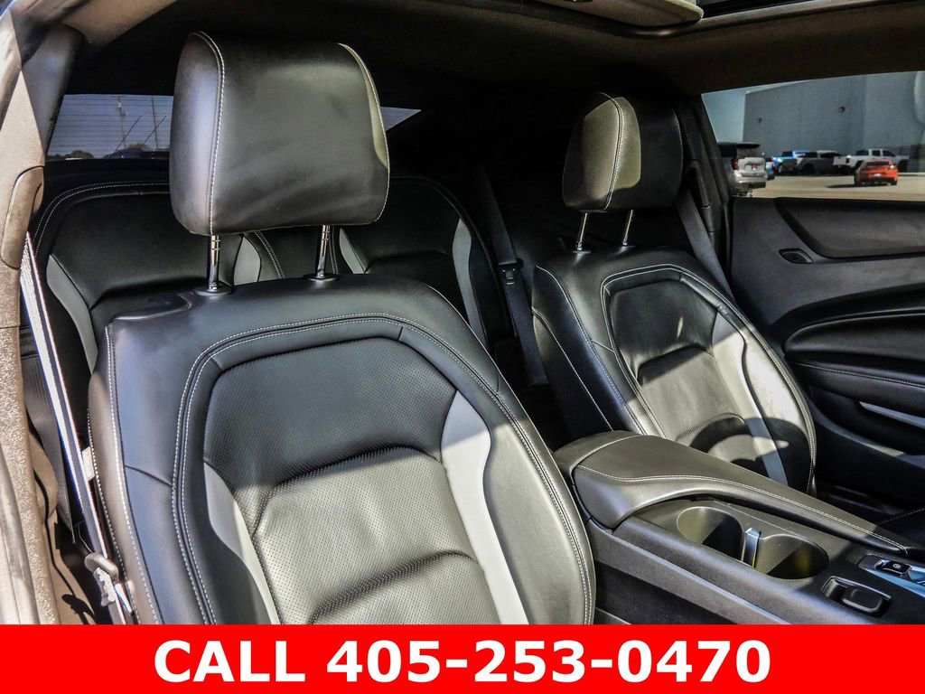 Used 2023 Chevrolet Camaro LT RWD image 12