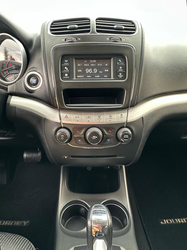 Used 2017 Dodge Journey SXT w/ Premium Group image 25