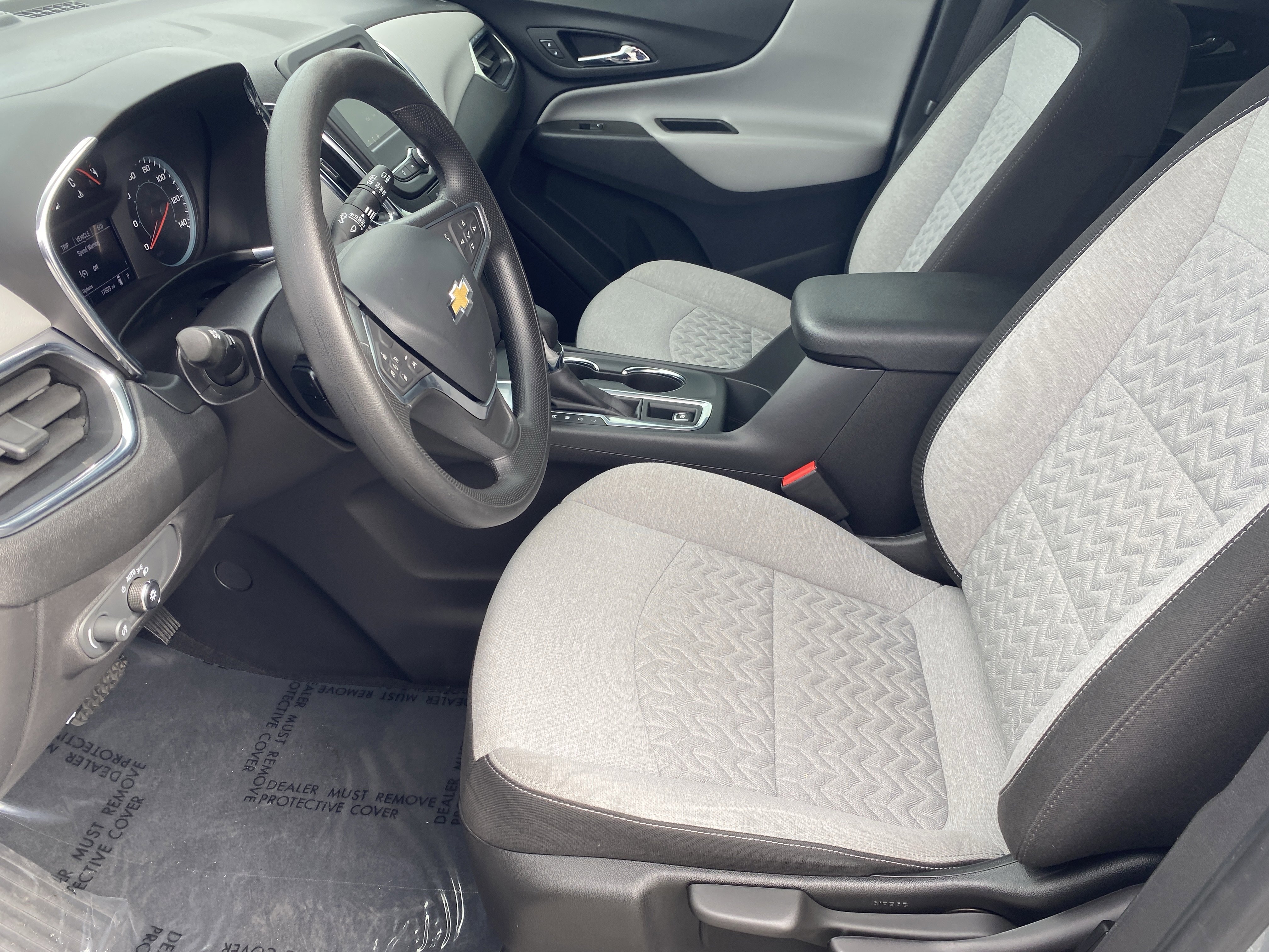 Used 2023 Chevrolet Equinox LS image 15