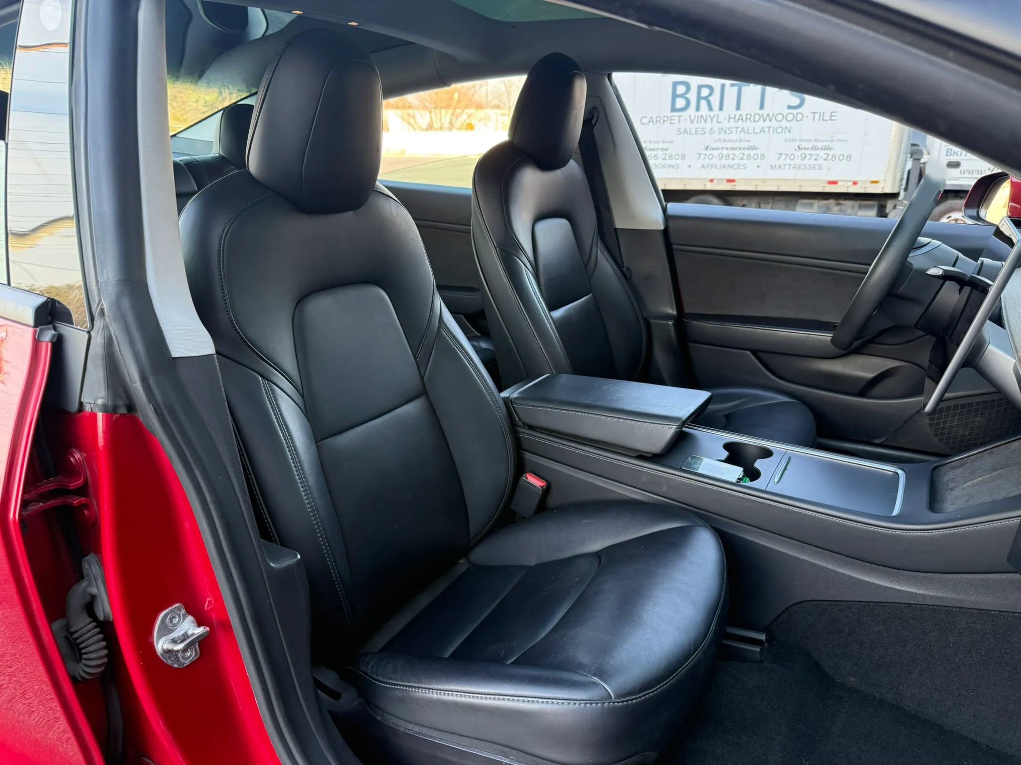 Used 2021 Tesla Model 3 Standard Range Plus image 23