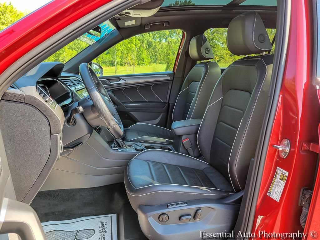 Used 2024 Volkswagen Tiguan SEL R-Line AWD/4WD image 8