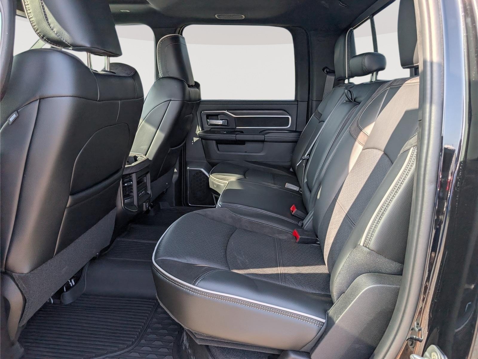 New 2026 RAM 3500 Laramie w/ Night Edition AWD/4WD image 11