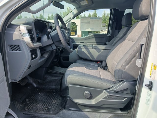 New 2026 Ford F350 XL w/ XL Chrome Package image 9