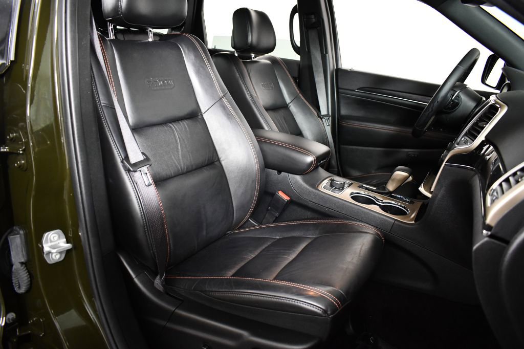 Used 2016 Jeep Grand Cherokee Limited 75th Anniversary image 19