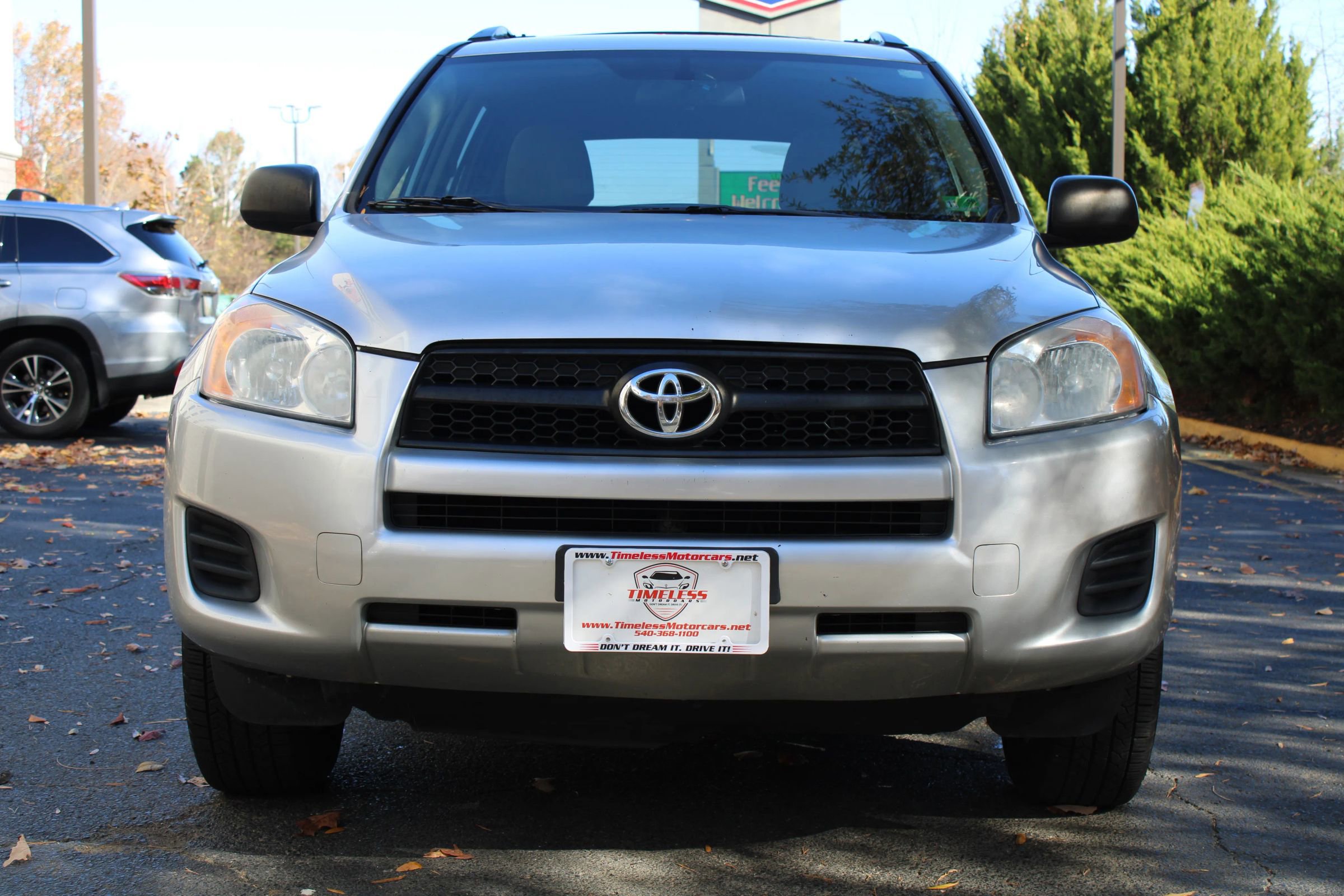 Used 2009 Toyota RAV4 2WD image 2