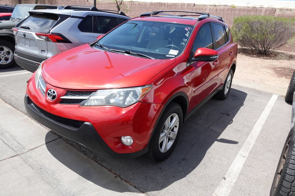 Used 2014 Toyota RAV4 XLE AWD/4WD image 2