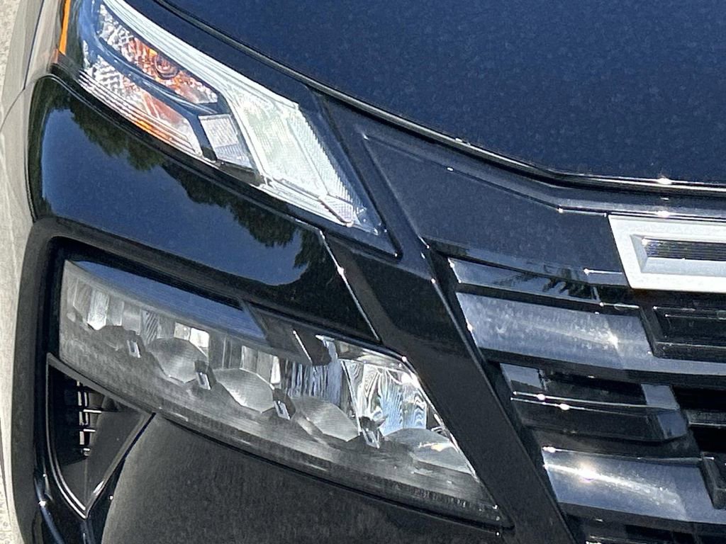 Certified 2026 Nissan Rogue SV w/ Rock Creek Premium Package AWD/4WD image 11