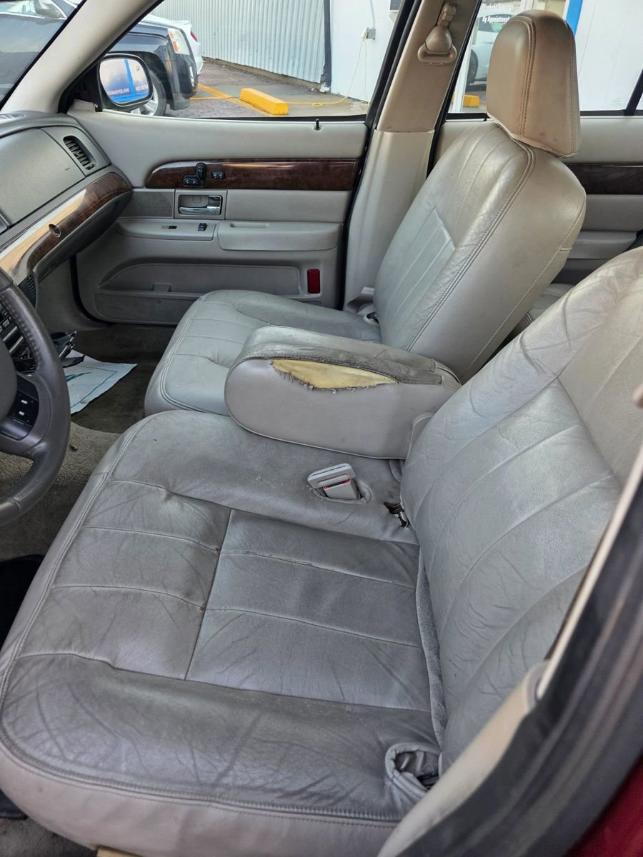Used 2009 Mercury Grand Marquis LS image 11