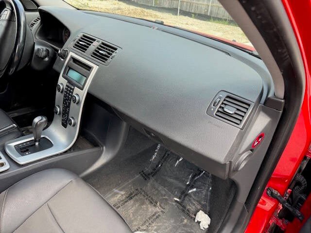 Used 2010 Volvo S40 2.4i image 22