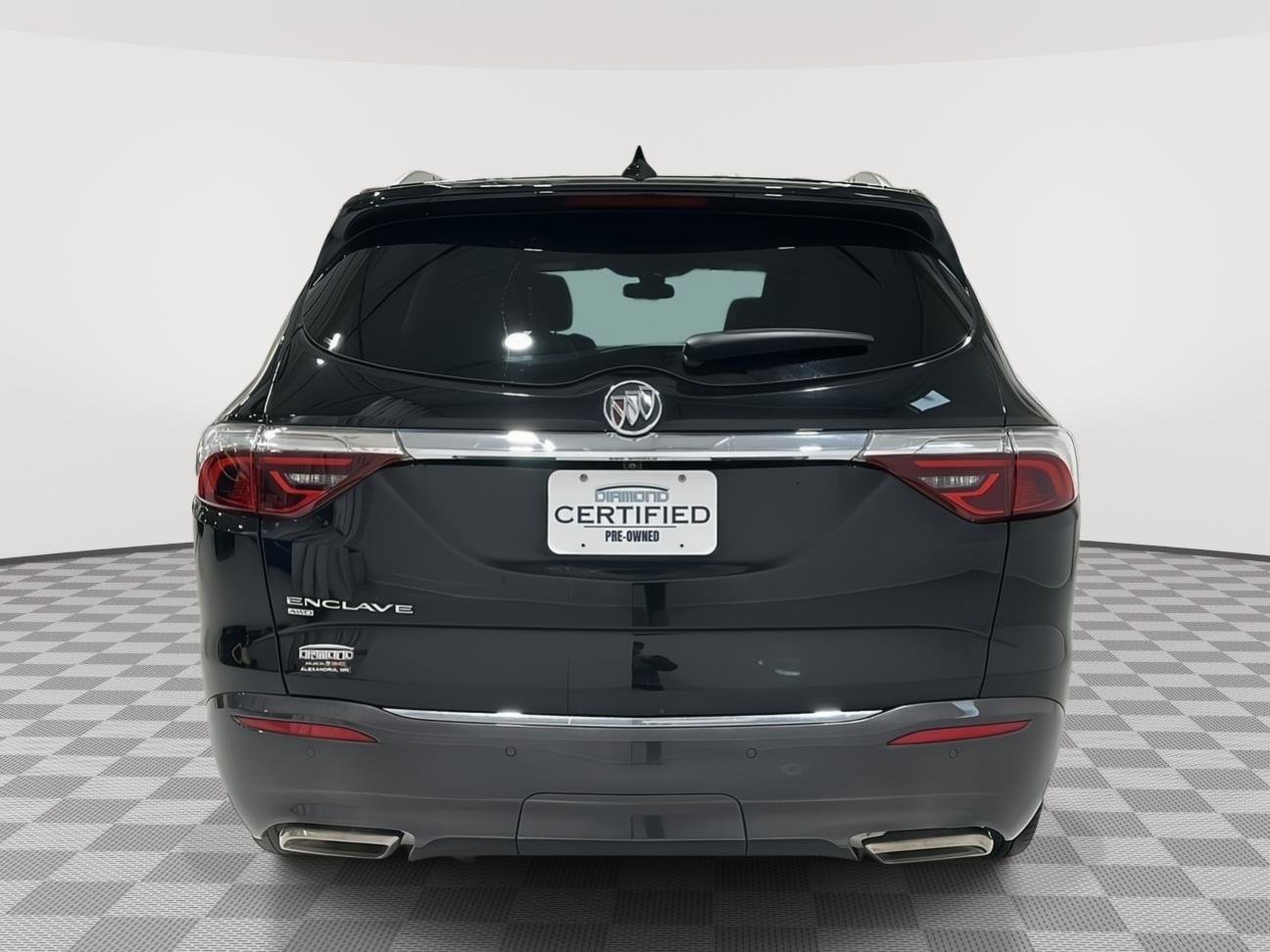 Used 2023 Buick Enclave Essence w/ Experience Buick Package image 4