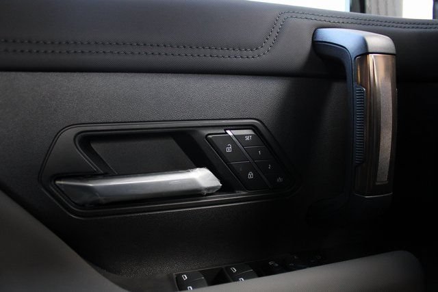 New 2025 GMC Hummer EV 3X AWD/4WD image 15
