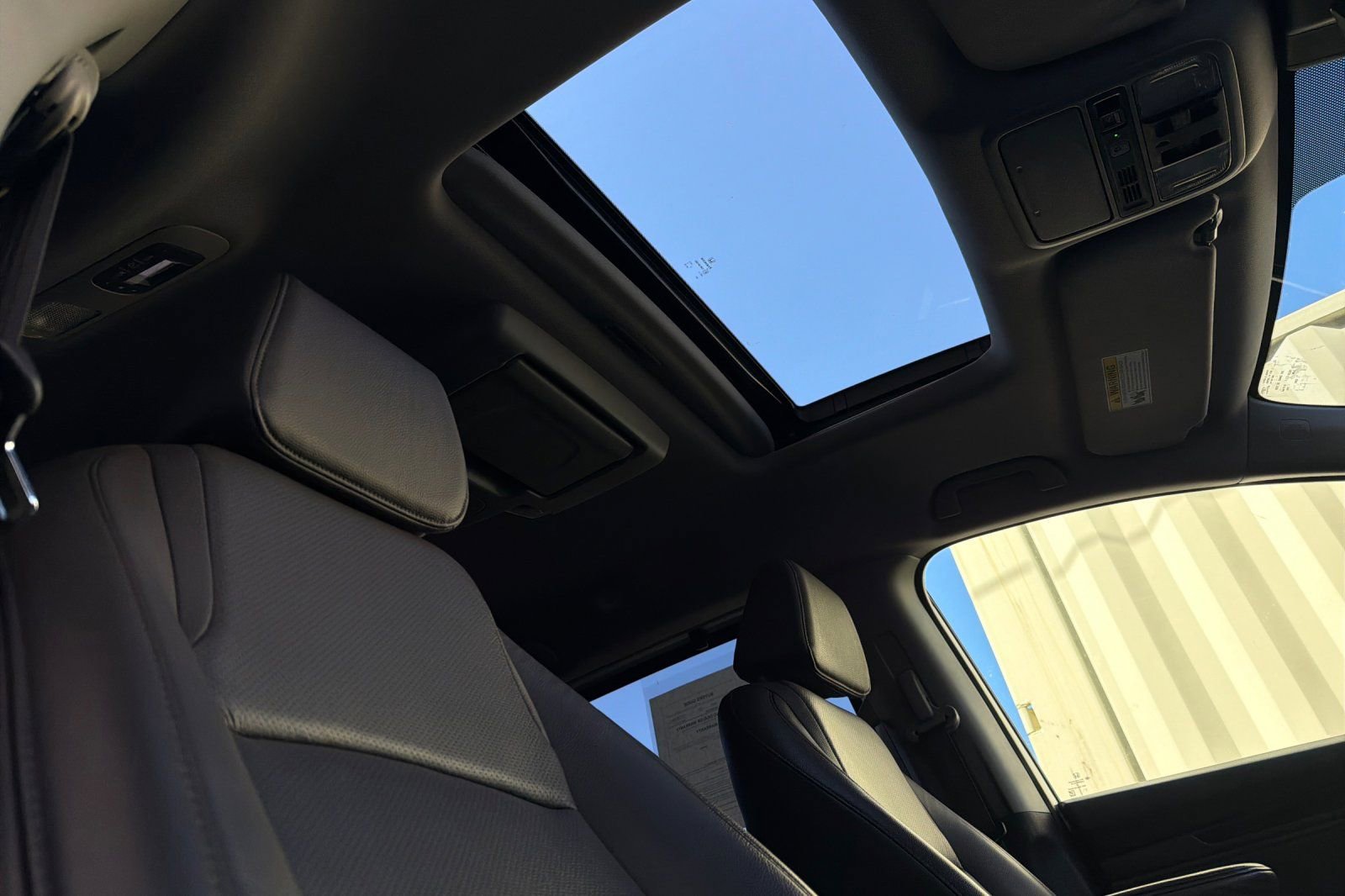 Used 2020 Honda Odyssey Elite image 16