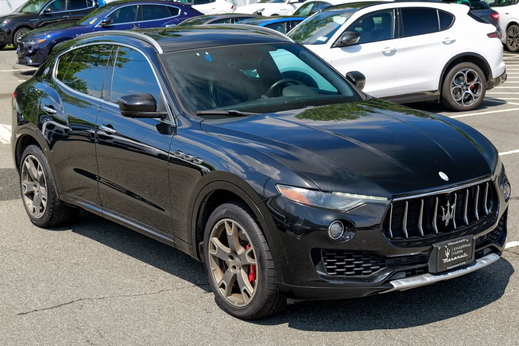 Used 2017 Maserati Levante S AWD/4WD image 9