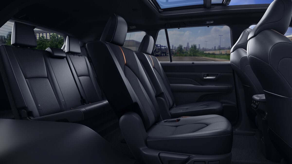 New 2026 Toyota Grand Highlander AWD Hybrid image 21
