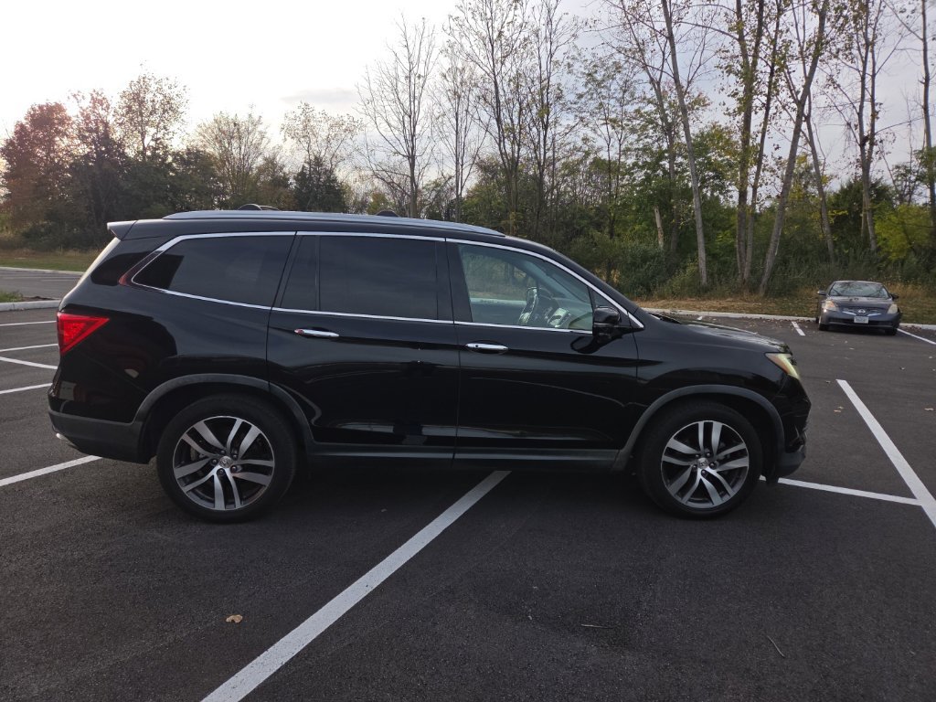 Used 2016 Honda Pilot Touring image 6
