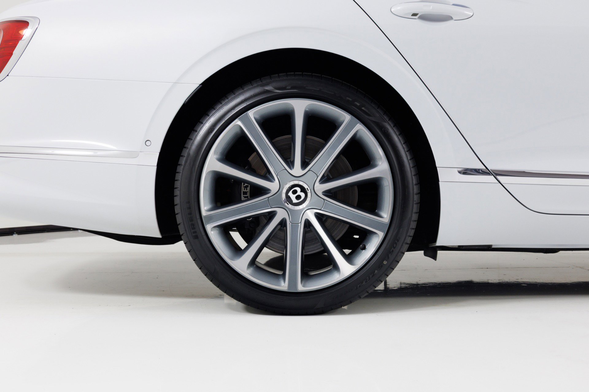 Used 2020 Bentley Flying Spur W12 AWD/4WD image 12