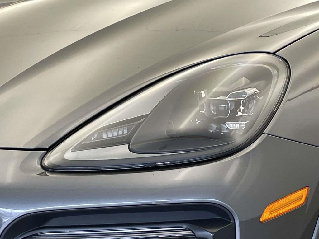 Certified 2023 Porsche Cayenne GTS AWD/4WD image 15