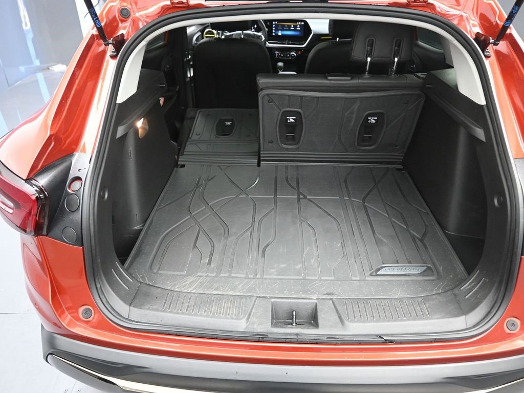 Used 2024 Chevrolet Trax ACTIV w/ Sunroof Package image 24