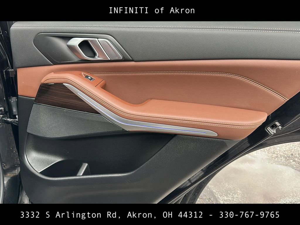 Used 2023 BMW X5 xDrive40i w/ Premium Package image 29