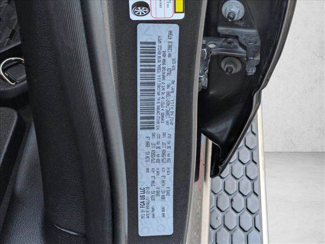 Used 2019 RAM 1500 Laramie image 29