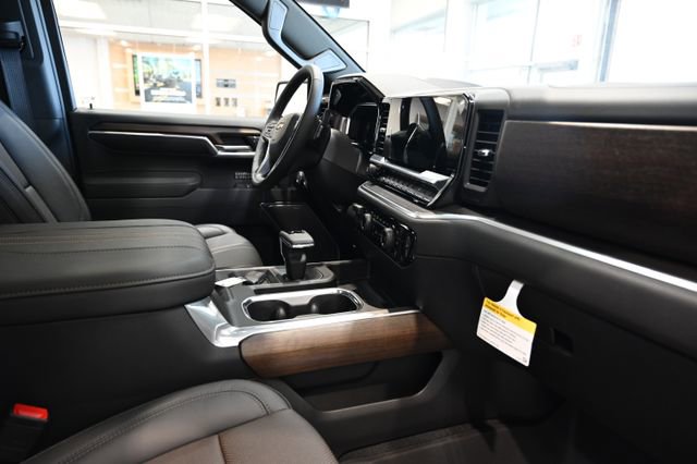 New 2026 Chevrolet Silverado 1500 High Country AWD/4WD image 19