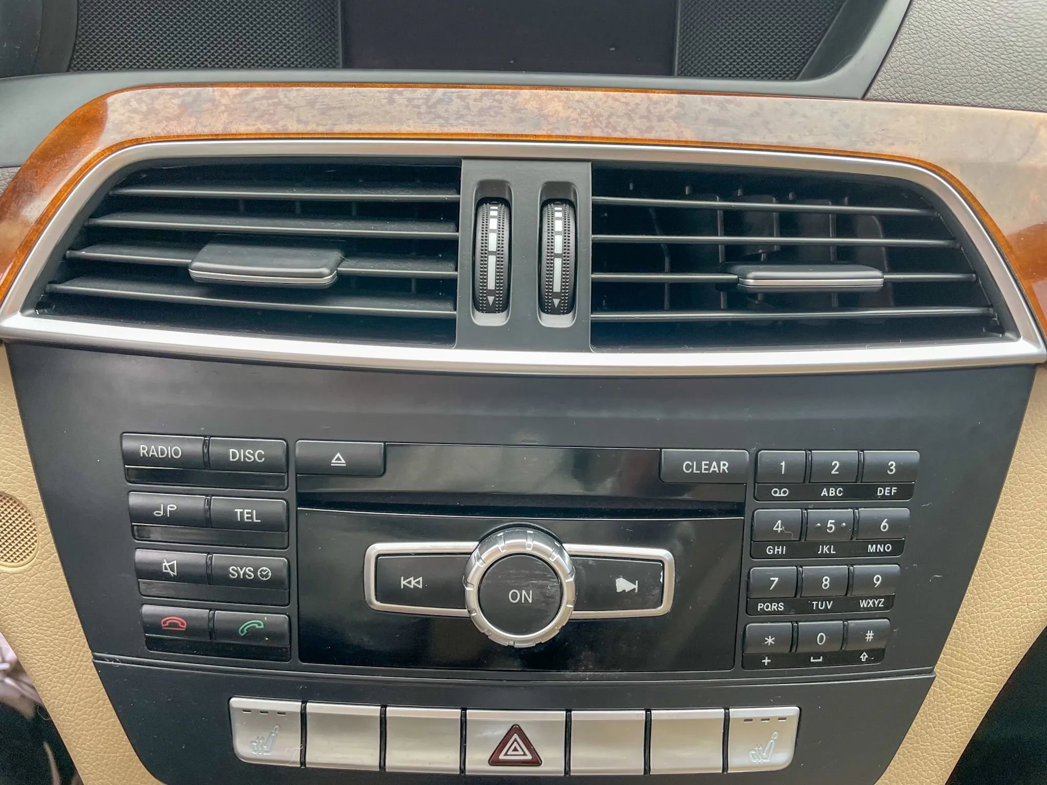 Used 2012 Mercedes-Benz C 300 4MATIC Sedan image 31