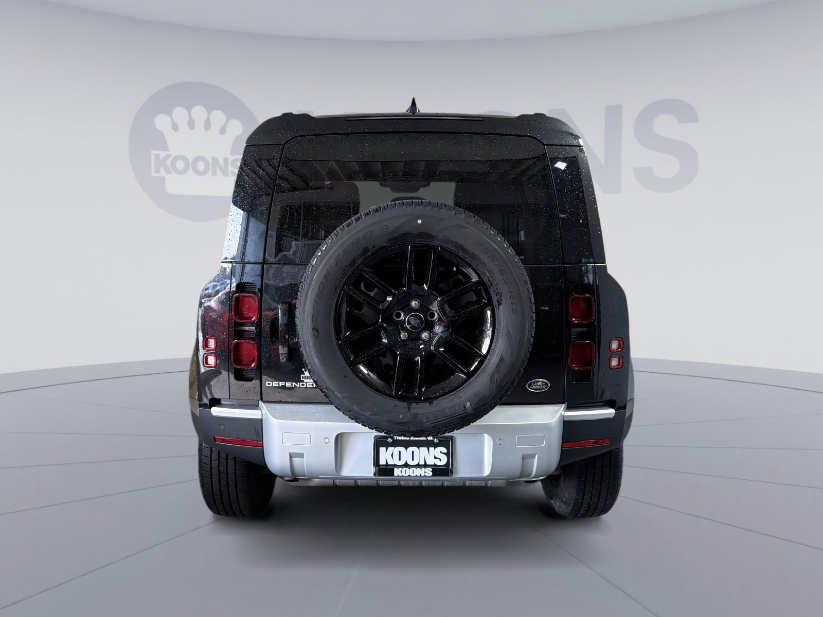 Used 2023 Land Rover Defender 110 S image 5