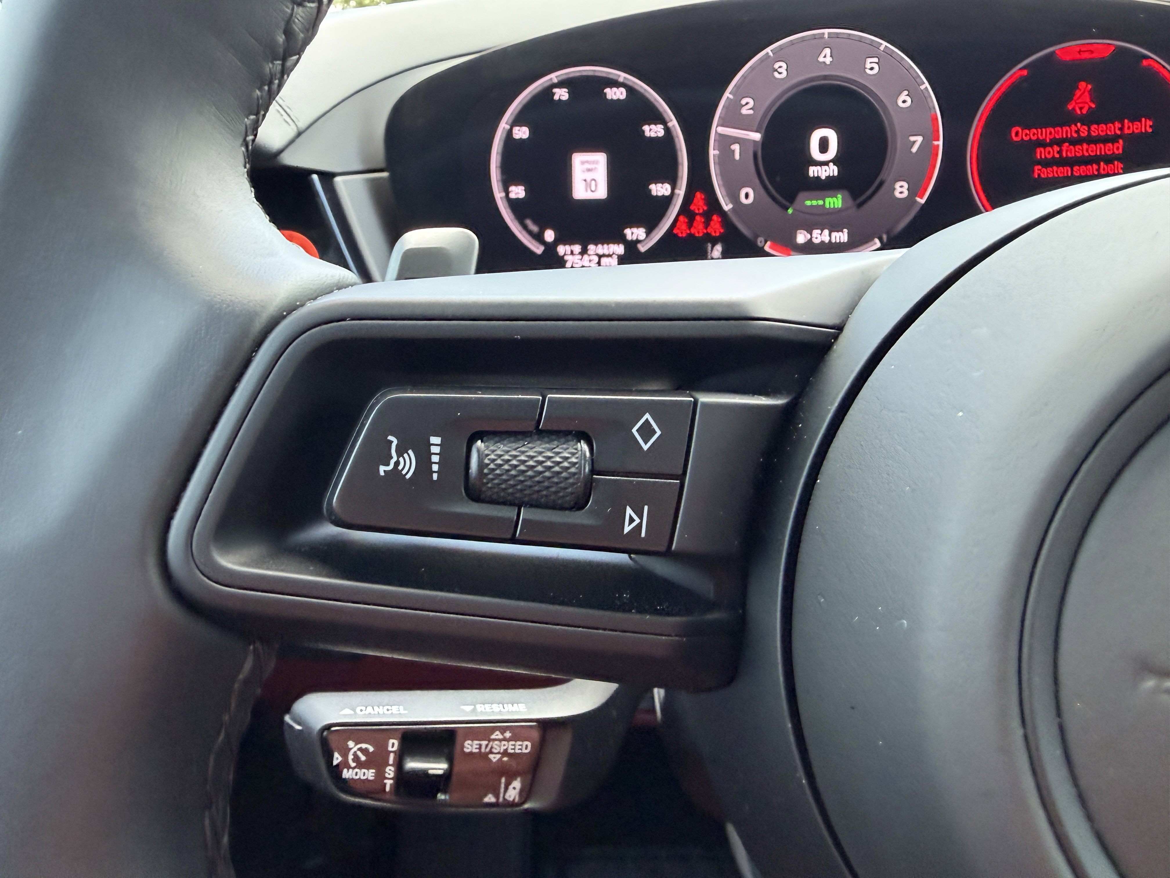 Used 2025 Porsche Cayenne E-Hybrid image 27