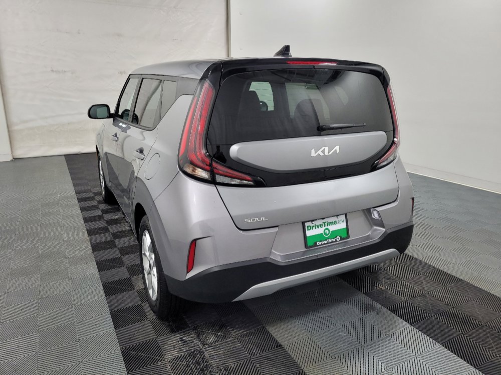 Used 2025 Kia Soul S image 5