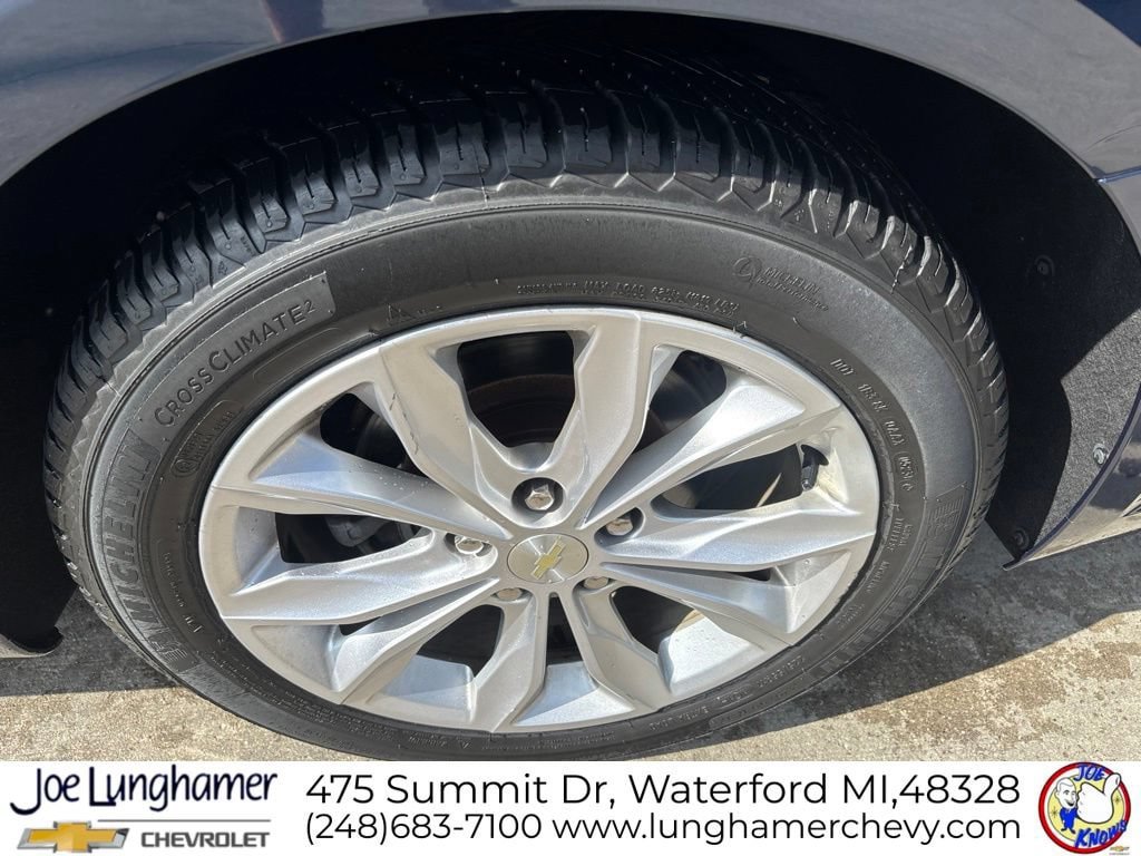 Used 2019 Chevrolet Malibu LT w/ Driver Confidence Package II FWD image 12