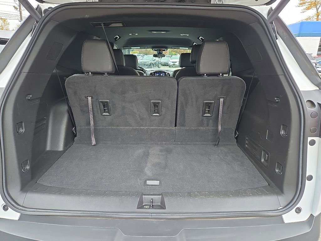 Used 2023 Chevrolet Traverse LT image 34