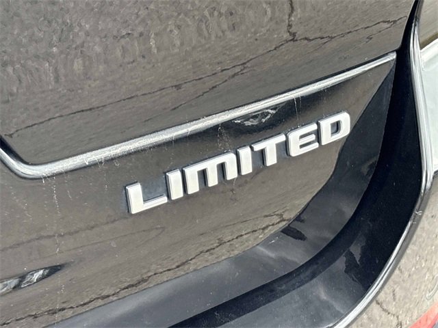 Used 2024 Jeep Grand Cherokee L Limited w/ Luxury Tech Group II image 12