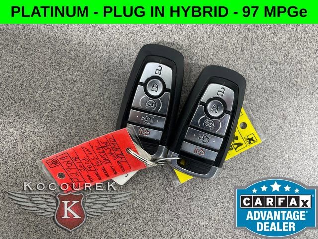 Used 2018 Ford Fusion Energi Platinum FWD image 26