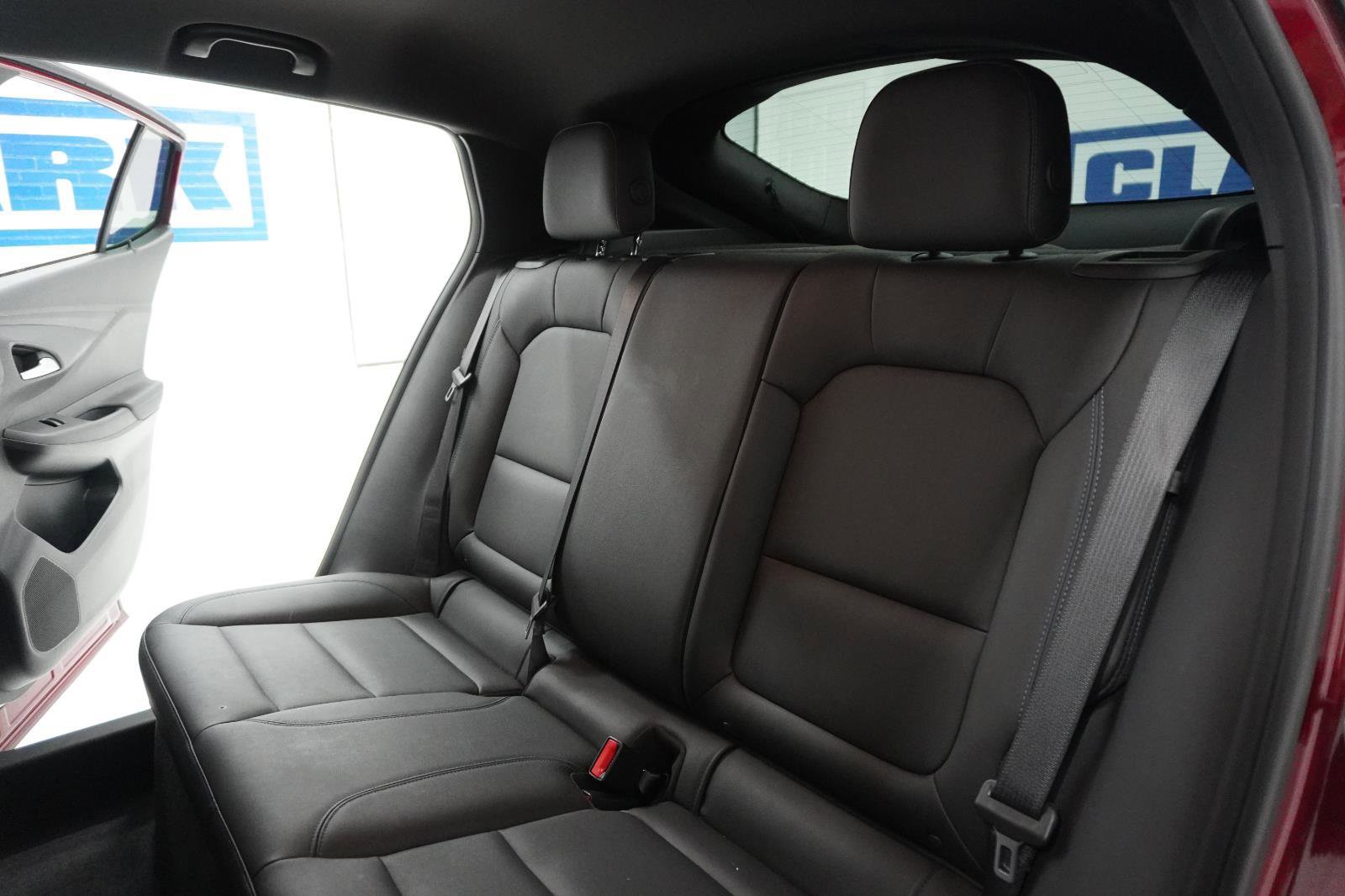 Used 2024 Buick Envista Sport Touring w/ Convenience II Package image 34