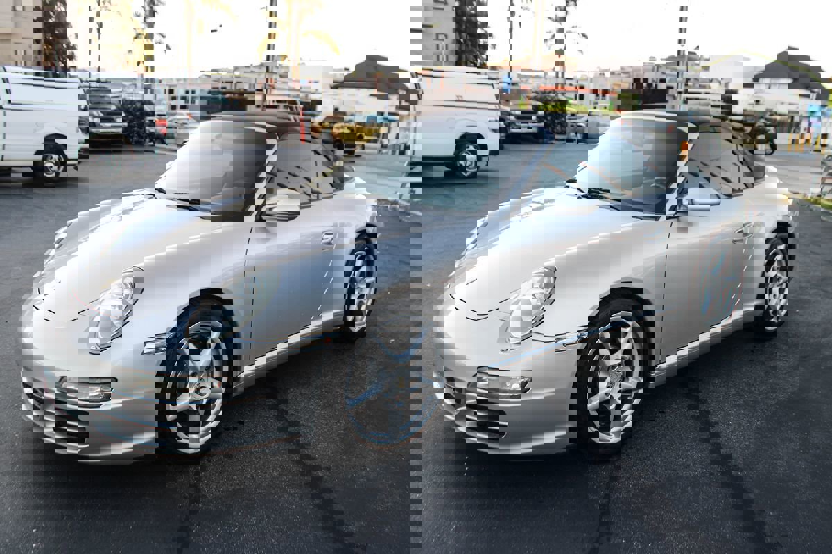 Used 2005 Porsche 911 Carrera image 42