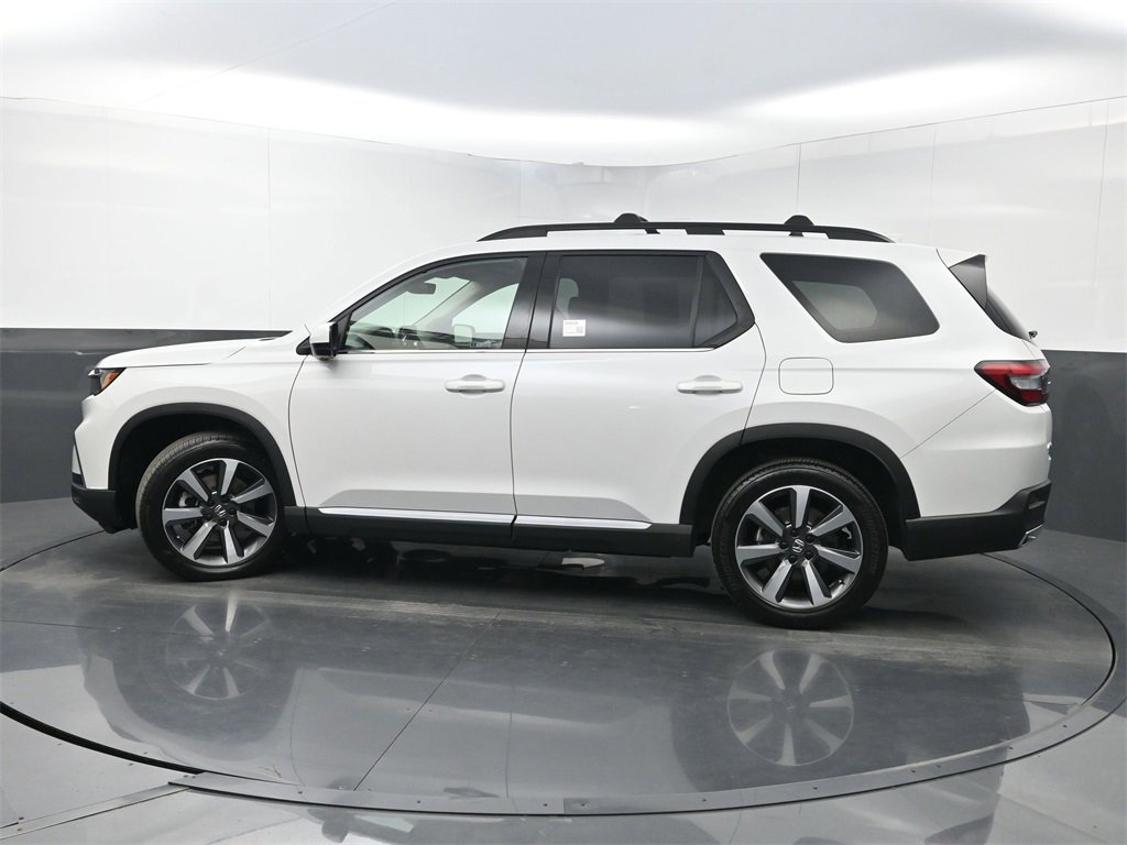 Used 2024 Honda Pilot Elite image 44