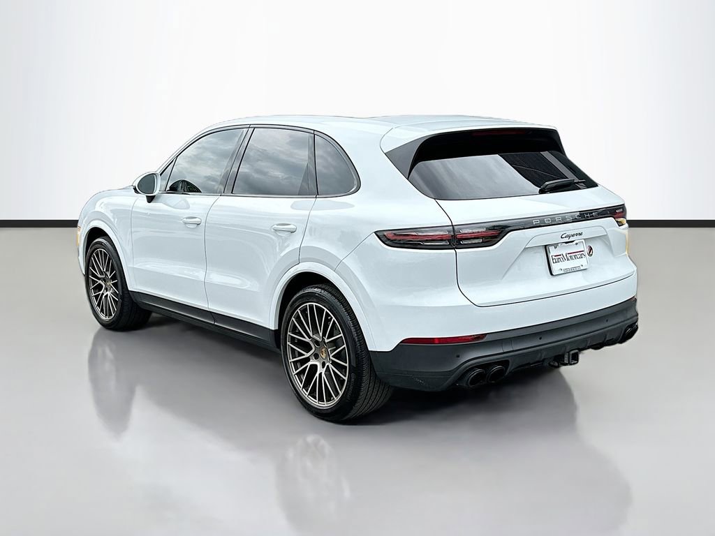 Certified 2023 Porsche Cayenne Platinum Edition AWD/4WD image 3