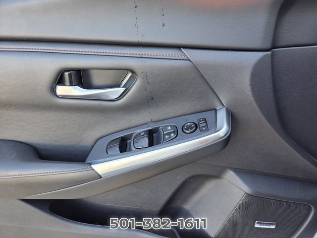 Used 2025 Nissan Sentra SR w/ SR Premium Package FWD image 30