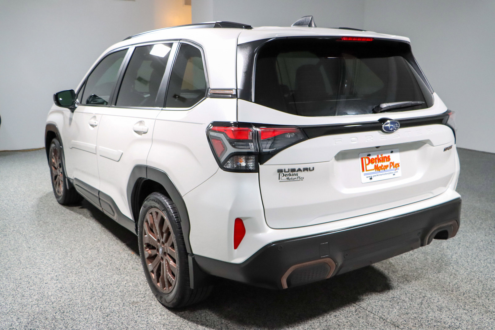 Used 2025 Subaru Forester Sport image 9