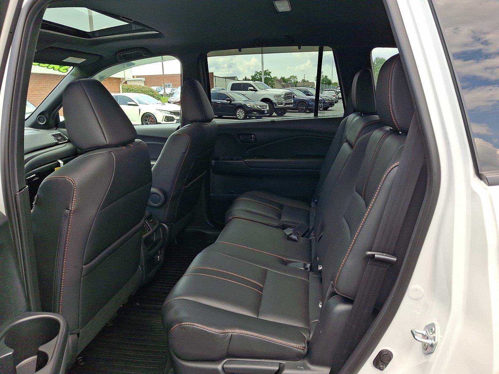 Used 2023 Honda Passport TrailSport image 10