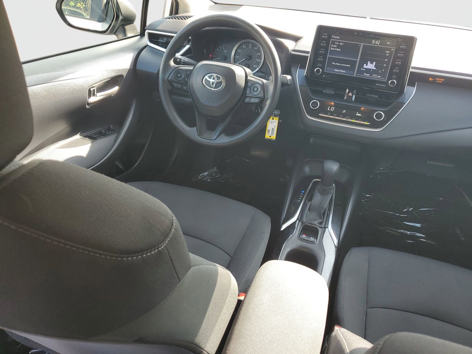 Used 2021 Toyota Corolla LE w/ Carpet Mat Package (TMS) image 11