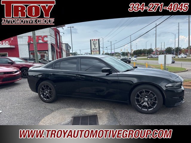 Used 2018 Dodge Charger GT image 2