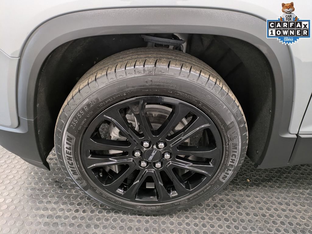 Used 2023 GMC Acadia SLE w/ Driver Convenience Package image 7